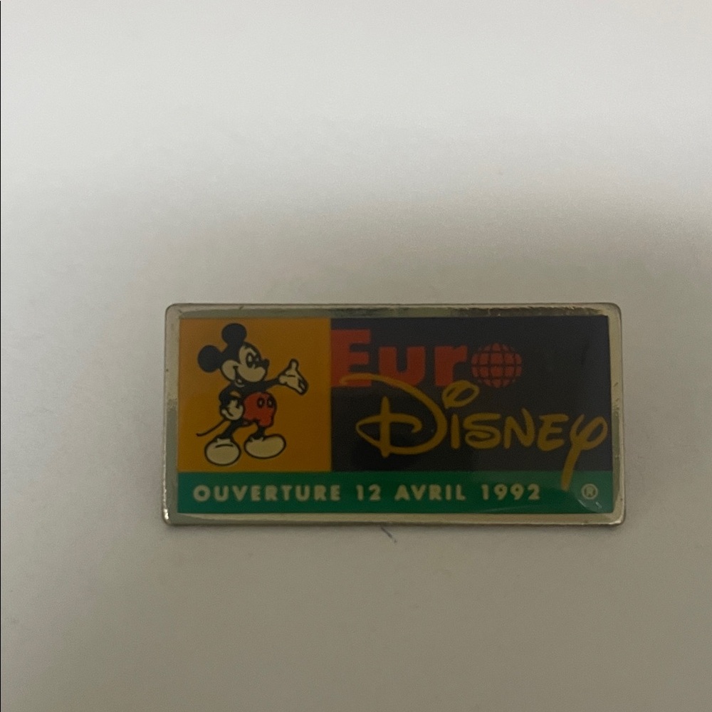 Disney Mickey Euro Disney Opening Pin - Yellow, Black, Green, Red April 12,1992